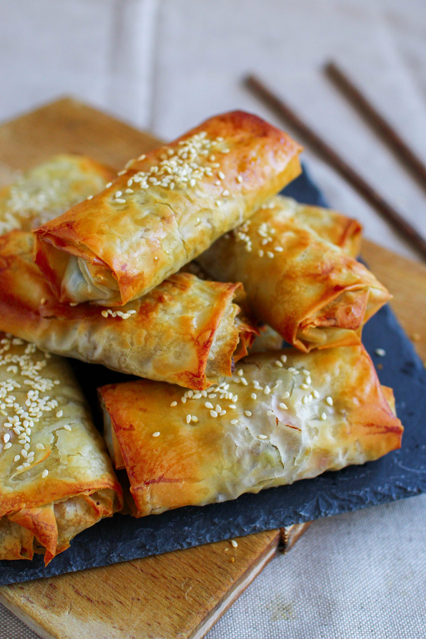 Involtini di pasta fillo con verdure e tofu